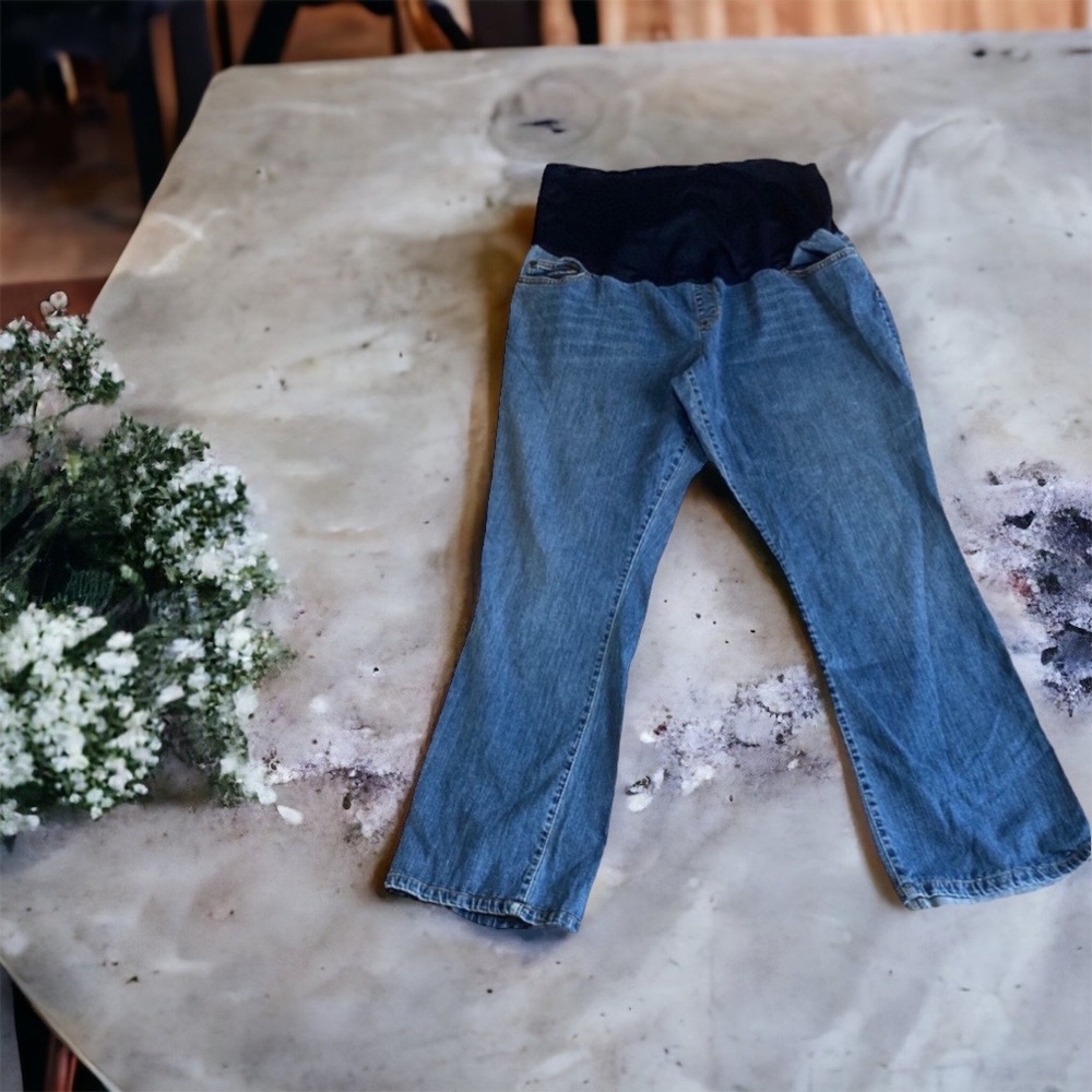 Liz Lange Maternity jeans size 18